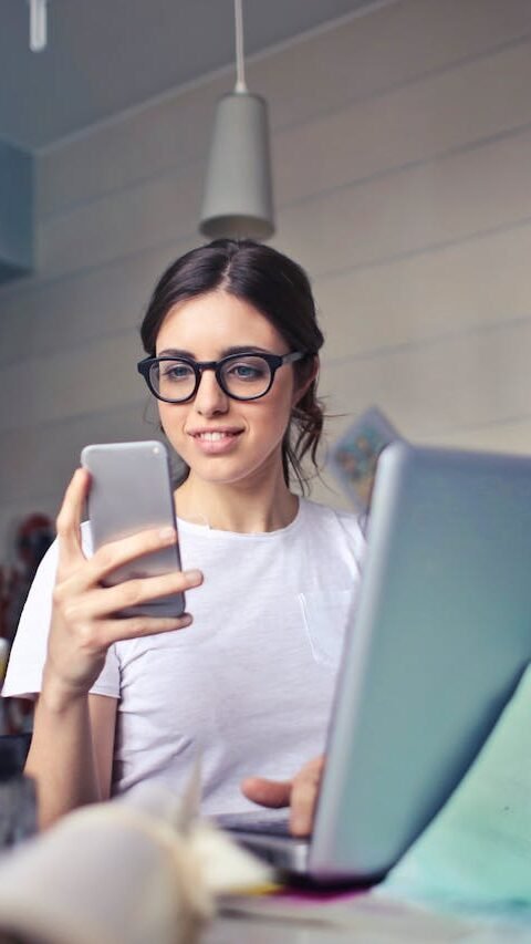 Woman searching for tax accountants in Kitchener Waterloo Woman searching for tax accountants in Kitchener Waterloo